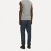 Camiseta Drawn Orb Muscle Camiseta Drawn Orb Muscle