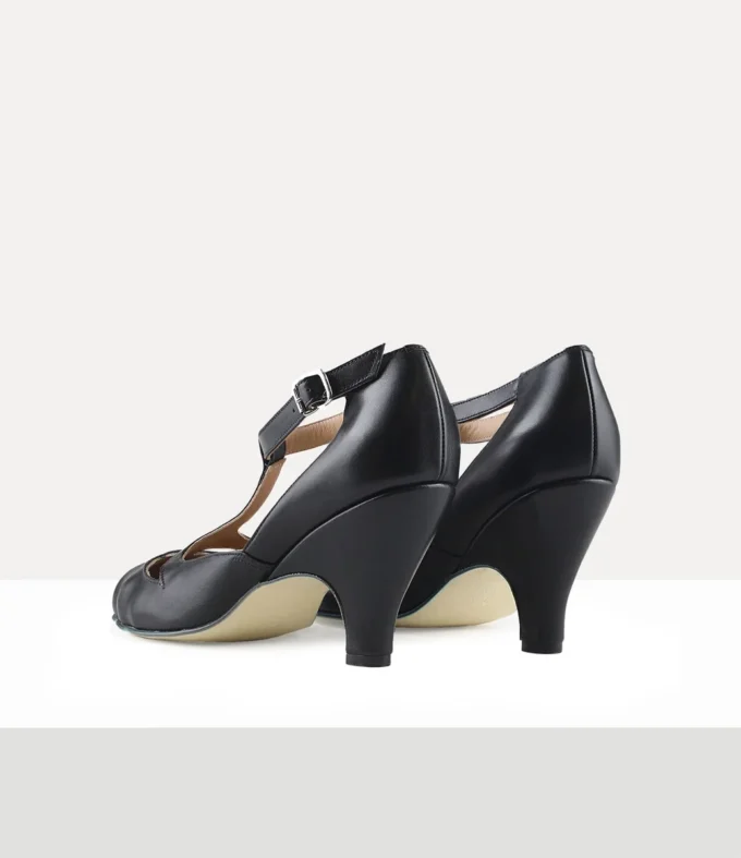 Zapatos con barra en T